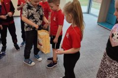 52213872-a751-43af-a017-836f4b8f17f2