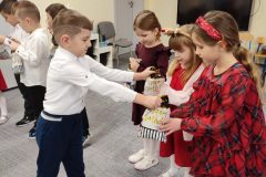 4008a217-e59d-4569-8f51-8bc65be275a5