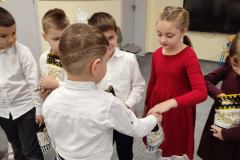 ec7614f1-2a85-4064-b946-cbd1d212443e