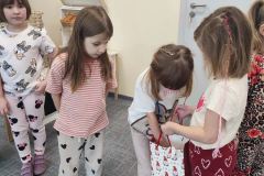 9b4999ce-669e-48eb-bd69-7f07d0208ac0