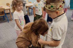 e157e4b2-a946-431b-841a-8b38ddb3c802