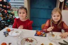 601933557_1281866773961037_1776947885938502927_n