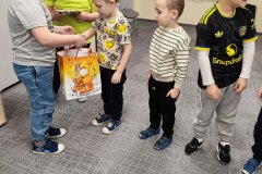 44f7d056-abb1-4b25-957a-a1bcb837aca6