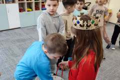 d135ebb5-907d-4cc8-98db-5957dc53ed52